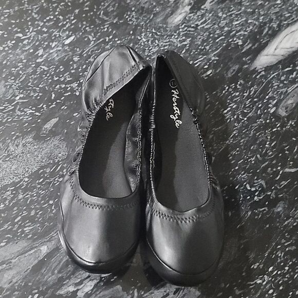 BRAND NEW HERSTYLE CONFORTABLE SOFT ROUND TOE FLAT SLIP-ON LOAFER SHOES - Picture 3 of 16